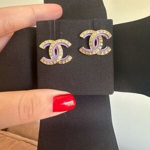 CHANEL GOLD AND CRYSTAL STUD EARRINGS BRAND NEW IN BOX WITH RECEIPT